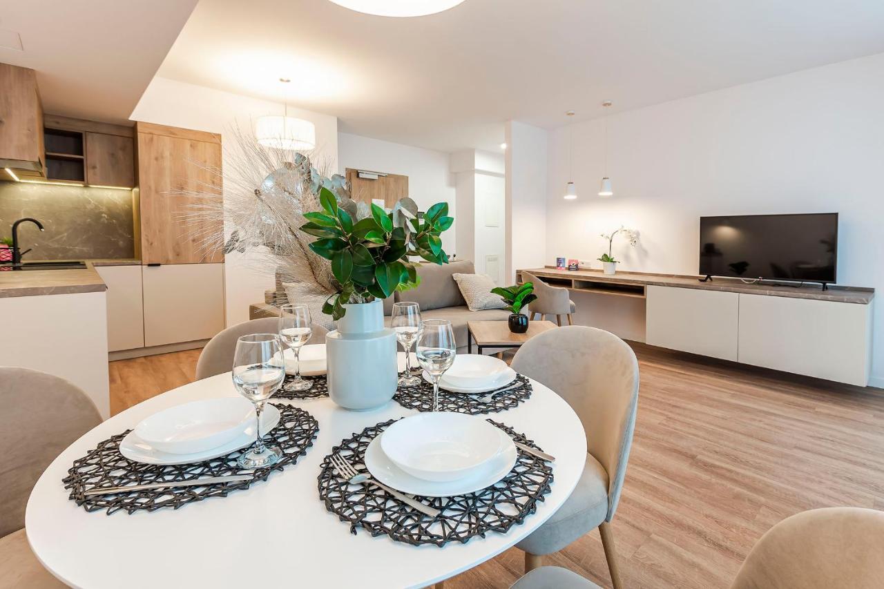 ミエルノVacationclub - Jantaris Apartament A 42アパートメント エクステリア 写真